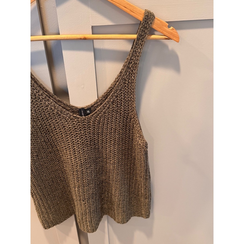 Moon & Madison Women XL Olive Green Knit Tank Top V-Neck Sleeveless Sweater Crop - Picture 3 of 4